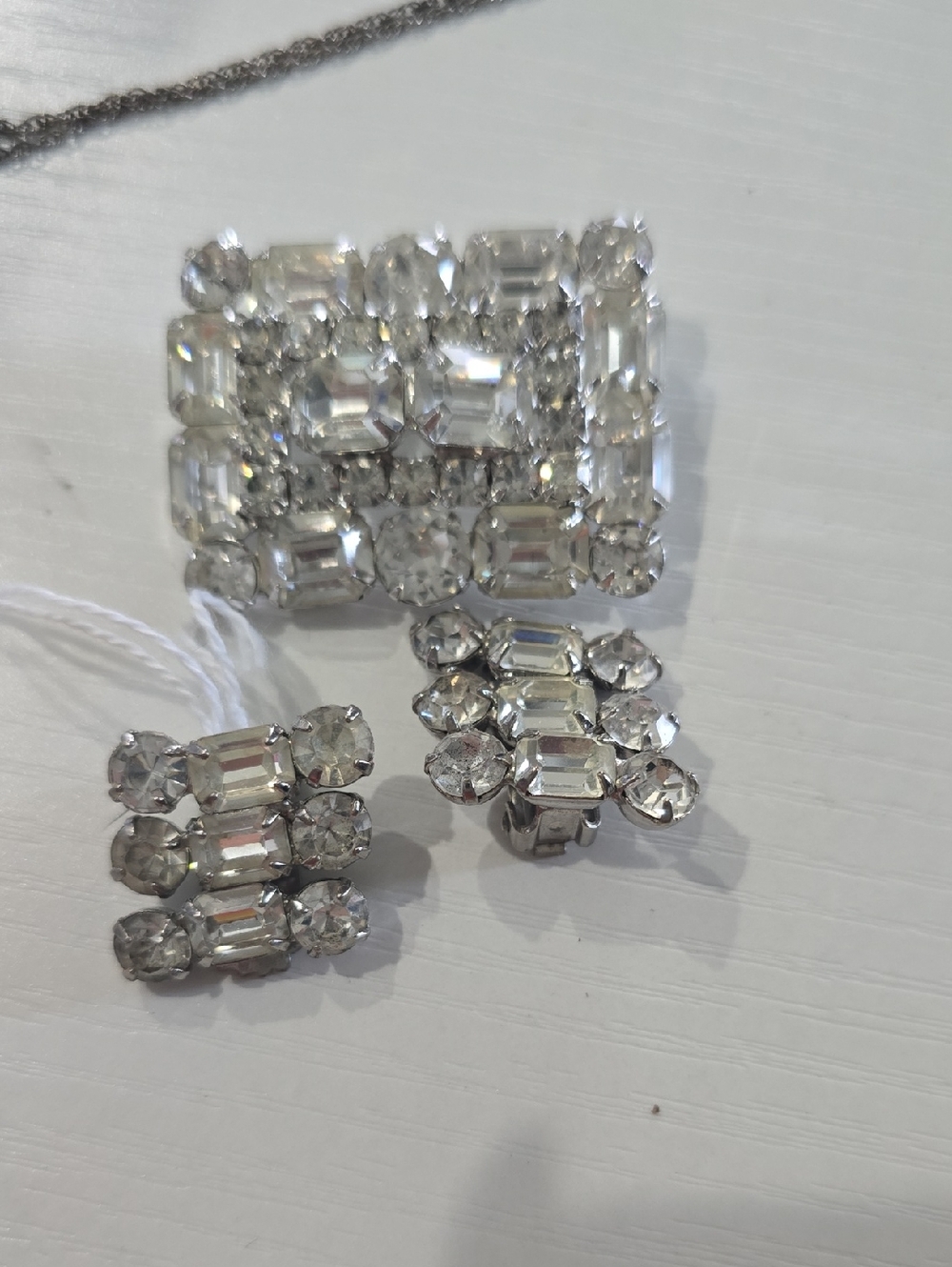 Vintage Weiss Brooch And Earrings. Chunky Stone Costume Jewelry. Used.